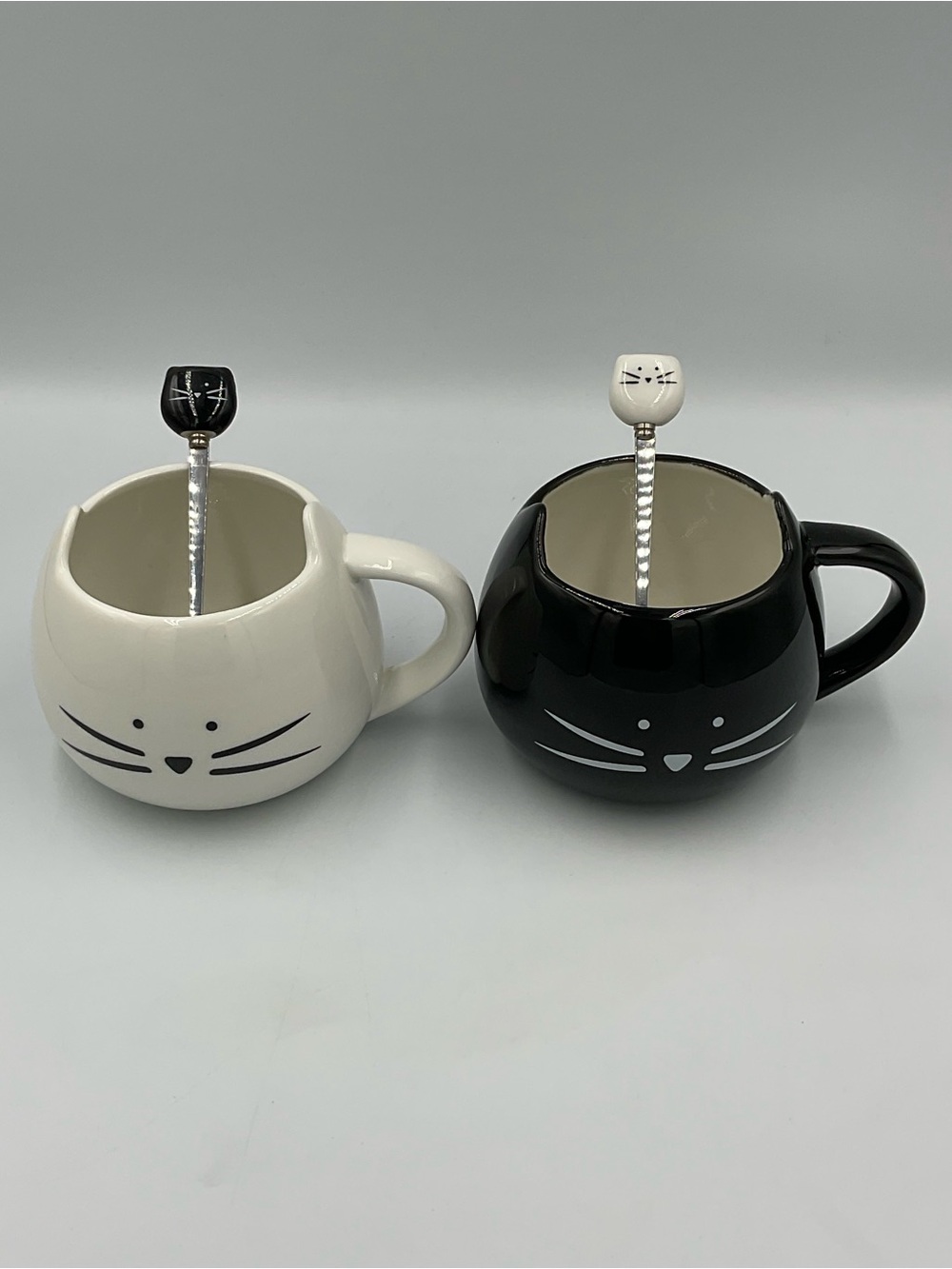 Koolkatkoo Black & White Ceramic Coffee Mug Set with Matching Spoons - Picture 2 of 10